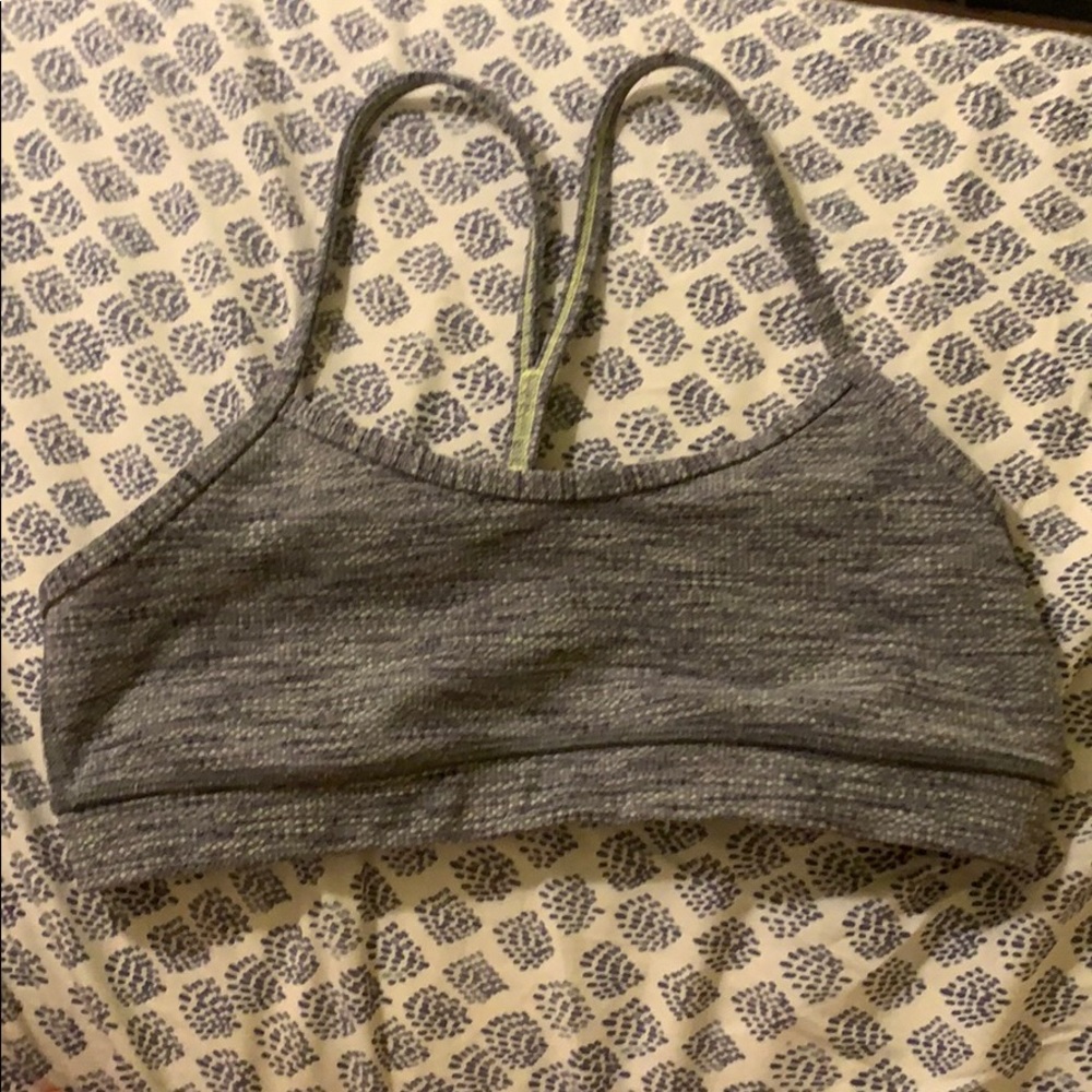 Lululemon sports bra